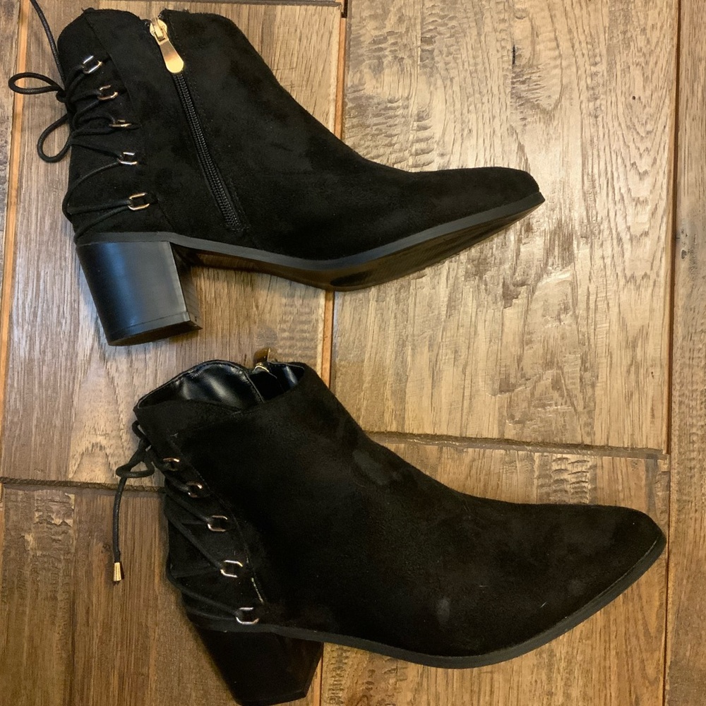 Jacobies heeled ankle boots. Size 8.5